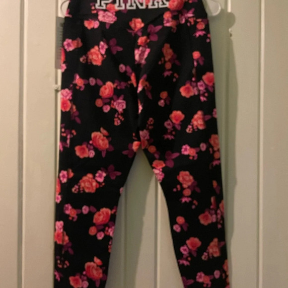 Vs Pink Roses leggings-medium **NEW* - Picture 3 of 5